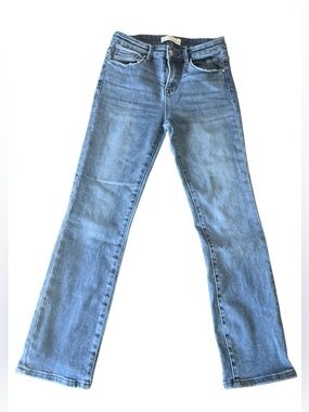 Risen Straight Leg Jeans